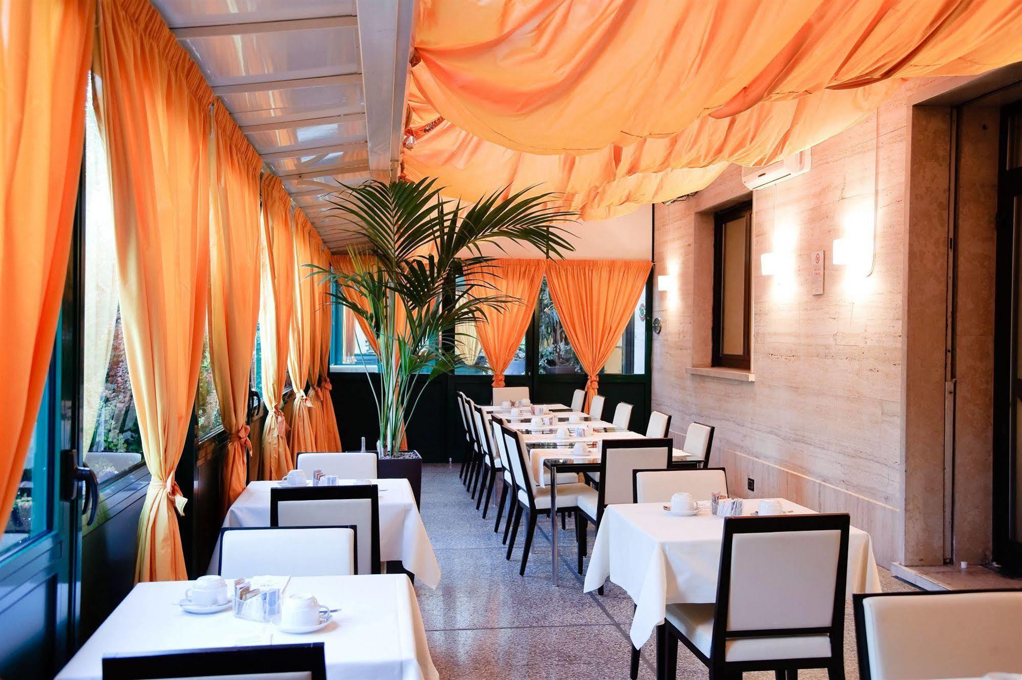 Novo Hotel Rossi Verona Luaran gambar